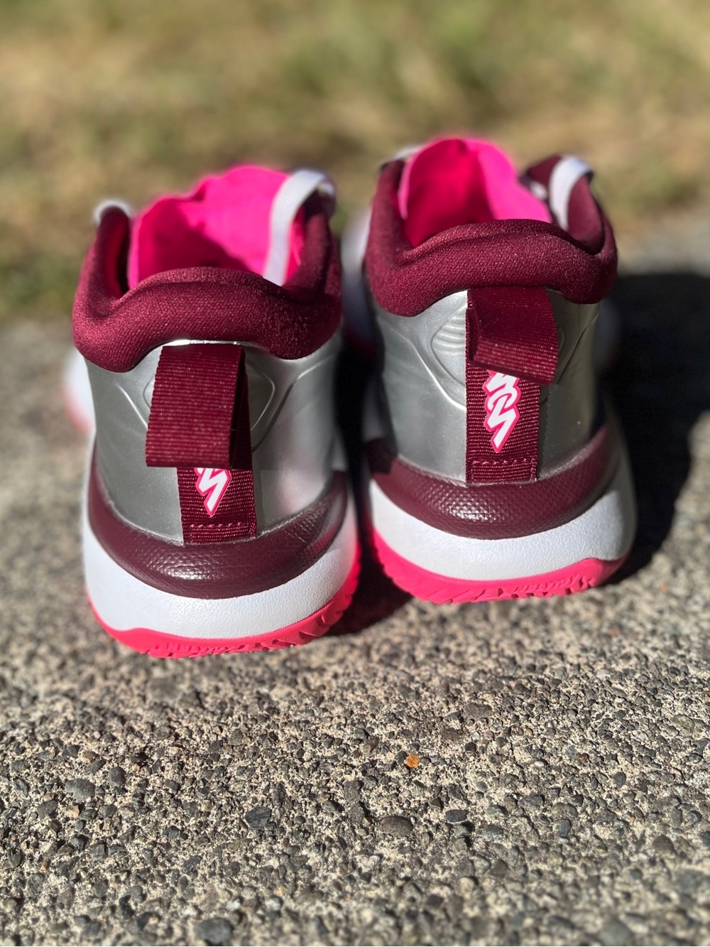 Jordan Zion 1 GS Marion Basketball Shoes Sneakers Sized 6Y 7.5 Womens - Picture 4 of 9